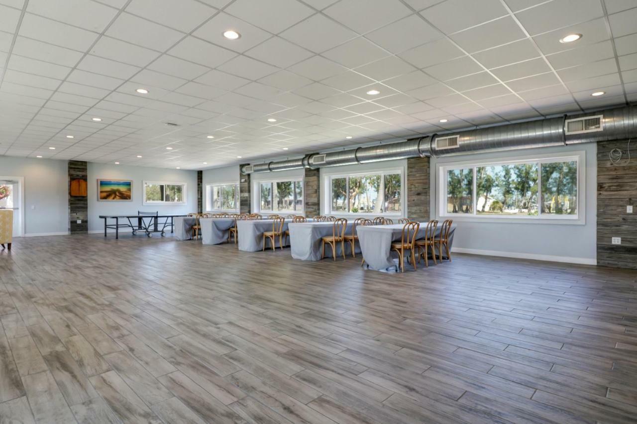 Fiesta Key Rv Resort Standard Room 8 Layton Buitenkant foto